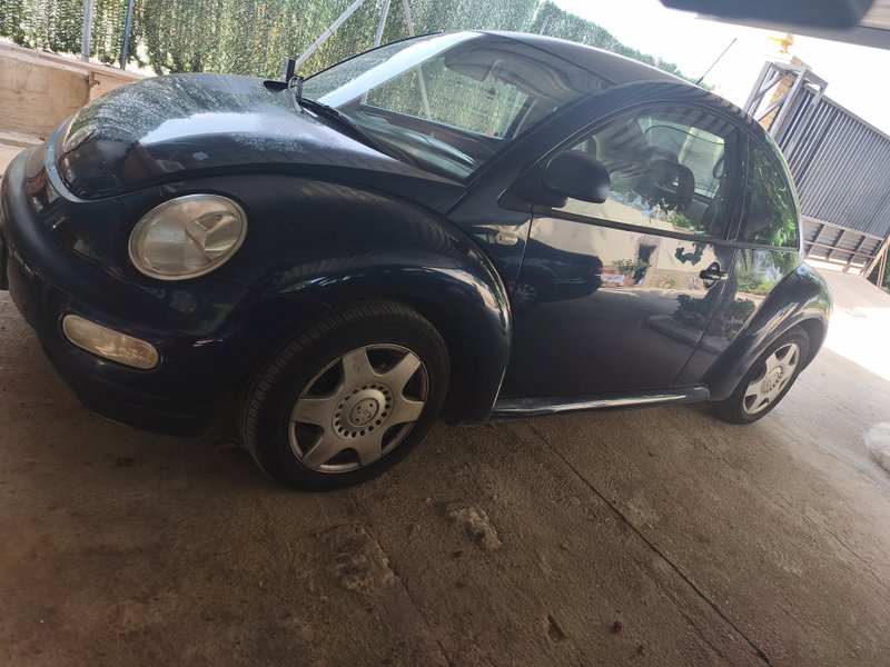 Volkswagen Beetle 1999 - foto 1