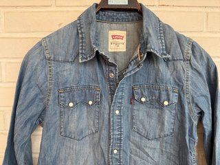 Camisa mujer vaquera azul LEVIS talla 12
