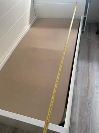Estructura cama con somier.