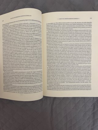 Manual de derecho constitucional Constitución y...