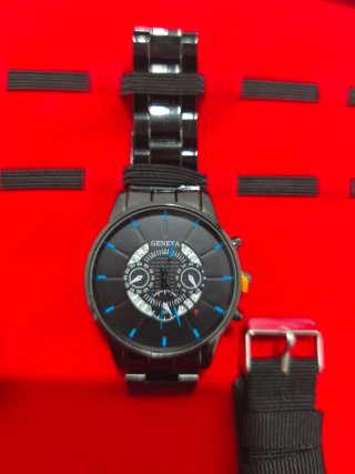 Reloj Geneva Negro y Plateado