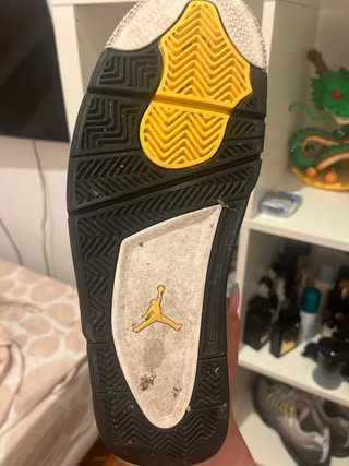 Jordan 4 Grigie