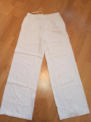 Pantalón de verano blanco