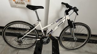 Bicicleta Decathlon Paseo Blanca