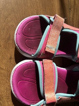 Sandalias Skechers Niña Brillantes Talla 35