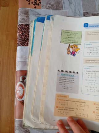 Matemáticas, 2 ESO serie Resuelve