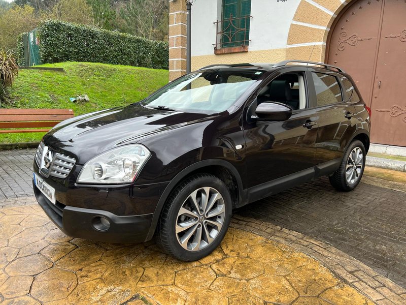 Nissan Qashqai 2.0 dCi Tekna 4x4 AT NavCaPiel - foto 1