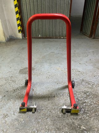 Caballete moto