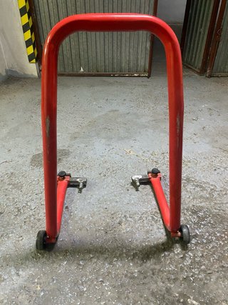 Caballete moto