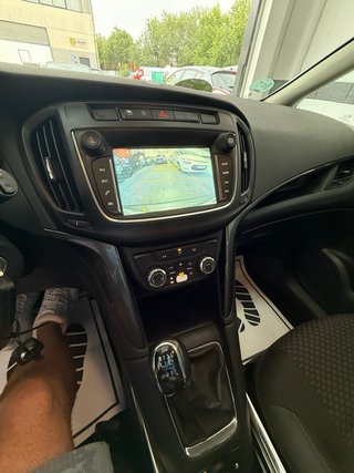 Opel Zafira Tourer 2016