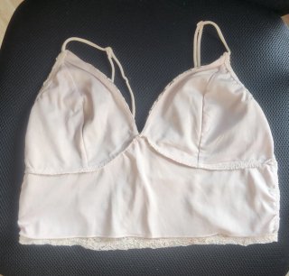 Top encaje rosa con brillos