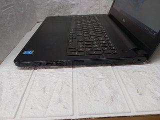 Portatil DELL Vostro 3558 (1861)