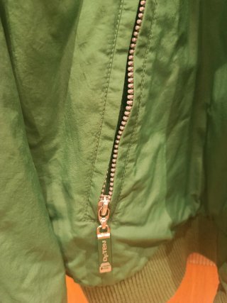 Cazadora chico beige y verde