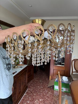 Lámpara de bronce con lágrimas de cristal