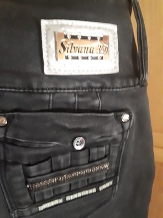 Pantalón vaquero negro Silvana 3D