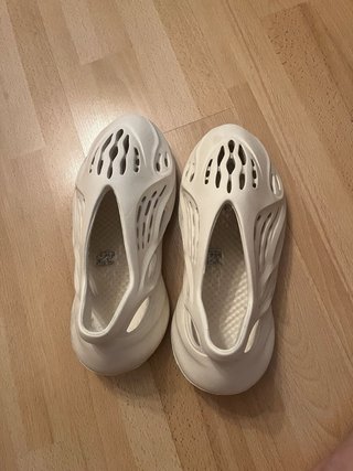 Yeezy Foam Runner Crema