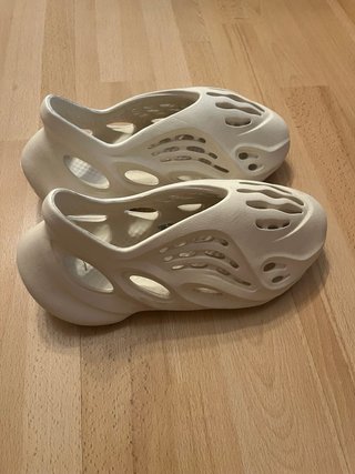 Yeezy Foam Runner Crema