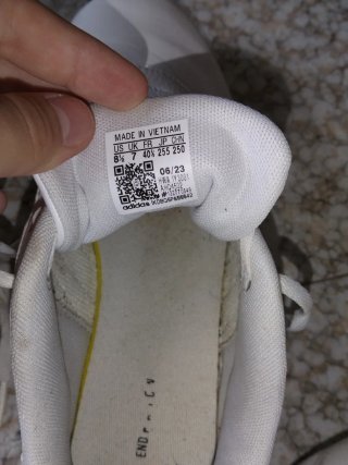 Zapatillas Adidas Blancas y Negras
