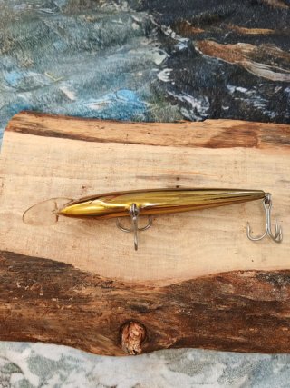 Artificiale da mare Rapala oro-nero