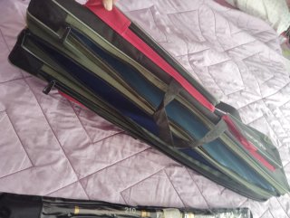 Cañas de pescar con carretes