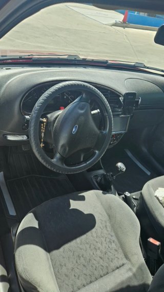Ford Fiesta 2001