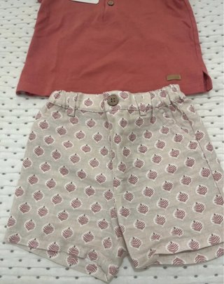 Conjunto bebé Mayoral camiseta y pantalón