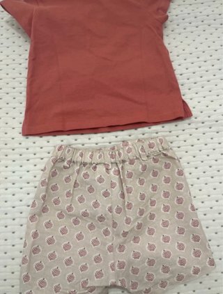 Conjunto bebé Mayoral camiseta y pantalón