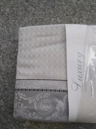 Tovaglia 150x320 cm con 12 tovaglioli Luxury