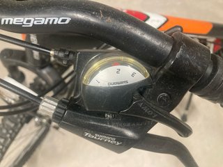Bicicleta Megamo Negra