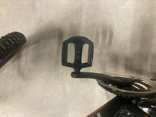 Bicicleta Megamo Negra