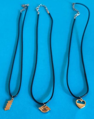 Set collane corda nera ciondoli