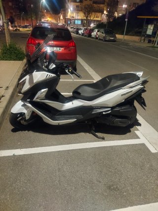 Scooter  Sym Cruisym 300i