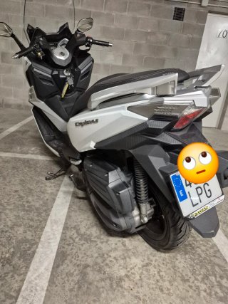 Scooter  Sym Cruisym 300i