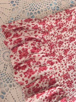 Vestido corto floral Stradivarius