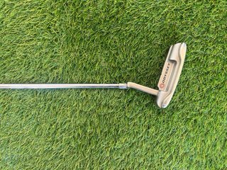 Putter Odyssey White Hot #1 Diestro 34”
