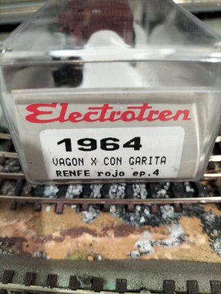 Vagón 2 ejes con garita Electrotren en HO