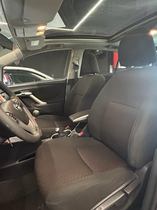 Toyota Verso 2011