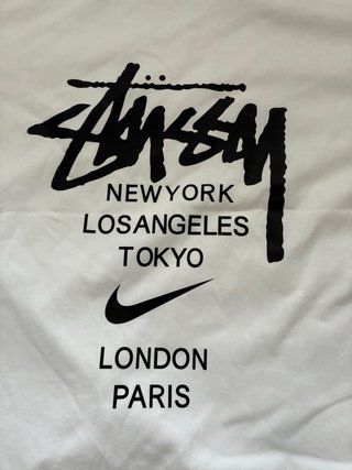 Camiseta Stussy Blanca