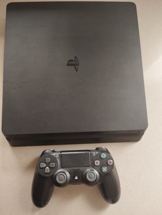 Consola PS4 Slim Sony Negra