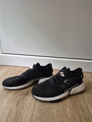 Zapatillas Adidas POD-S3.1 Negras y Blancas