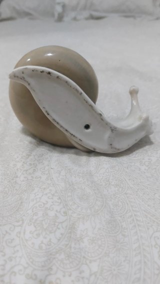 Figura caracol porcelana vintage