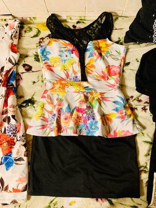 Lote 4 vestidos floral y encaje Y2K