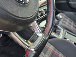 Volkswagen Golf GTI Performance 2.0 TSI 180kW (245CV)