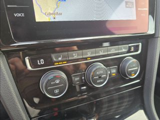 Volkswagen Golf GTI Performance 2.0 TSI 180kW (245CV)