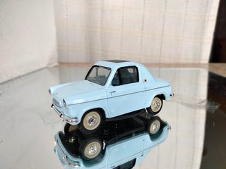 Piaggio Vespa 400 - Scala 1:43 - Edicola