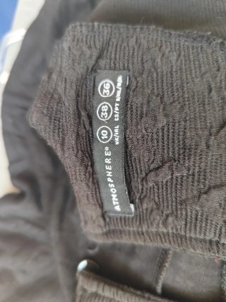 Vestido negro con textura