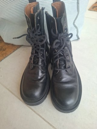 Botas piel niña Zara