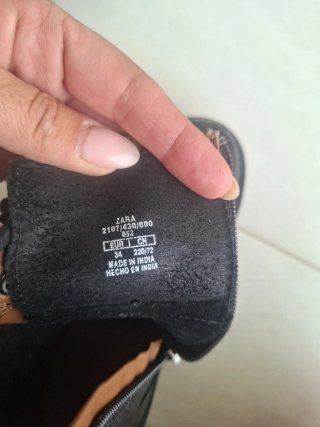 Botas piel niña Zara