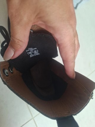 Botas piel niña Zara