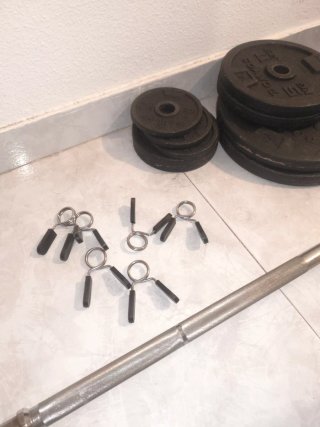 Lote de pesas y barras como nuevo Discos y Barras